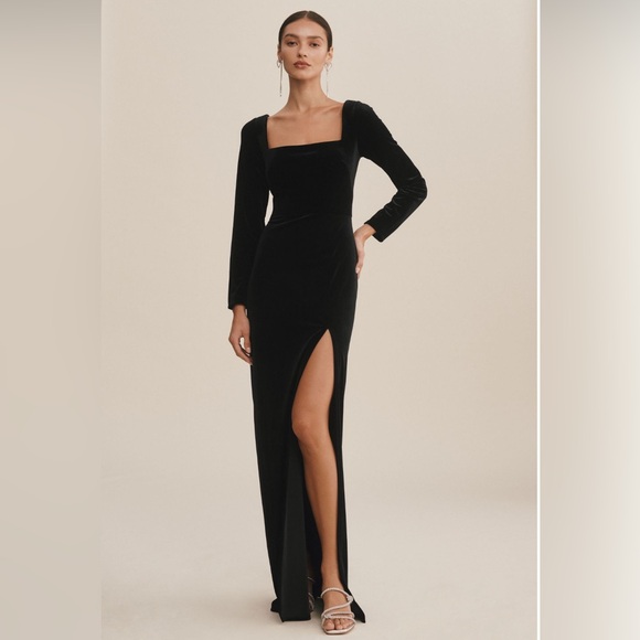 Anthropologie Jenny Yoo Rachel Long-Sleeve Stretch Velvet Gown Black